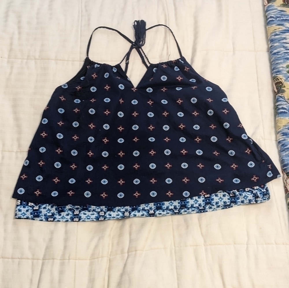 Red Camel strappy top with adjustable straps with lots of fun details Large